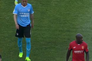 安德烈-路易斯后点头球破门，上海申花客场1-0领先梅州客家